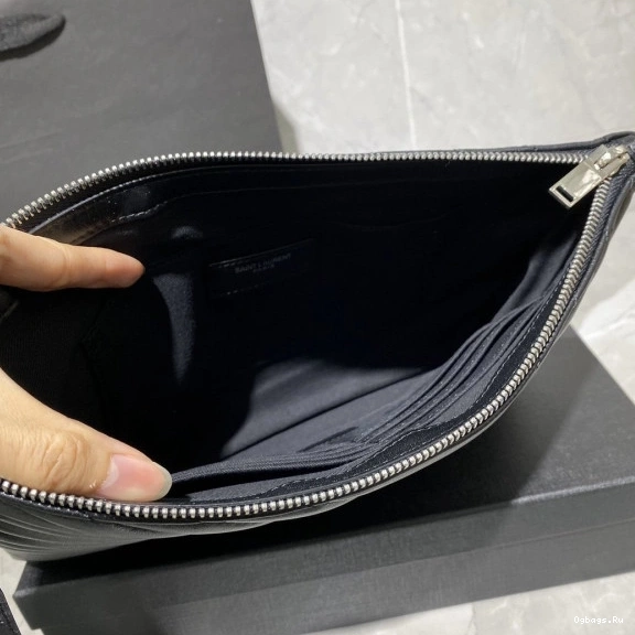 MONOGRAM CLUTCH YSL 0707